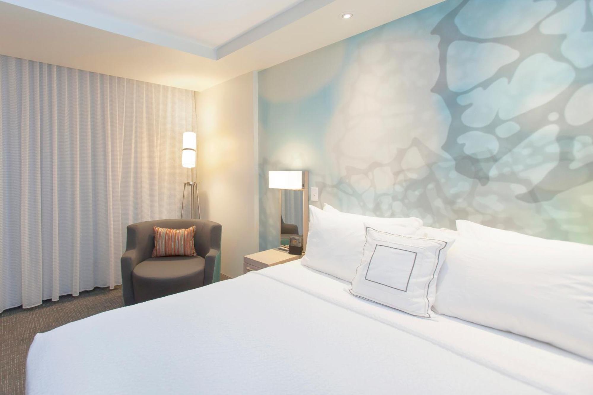 Courtyard By Marriott Houston City Place Spring Buitenkant foto