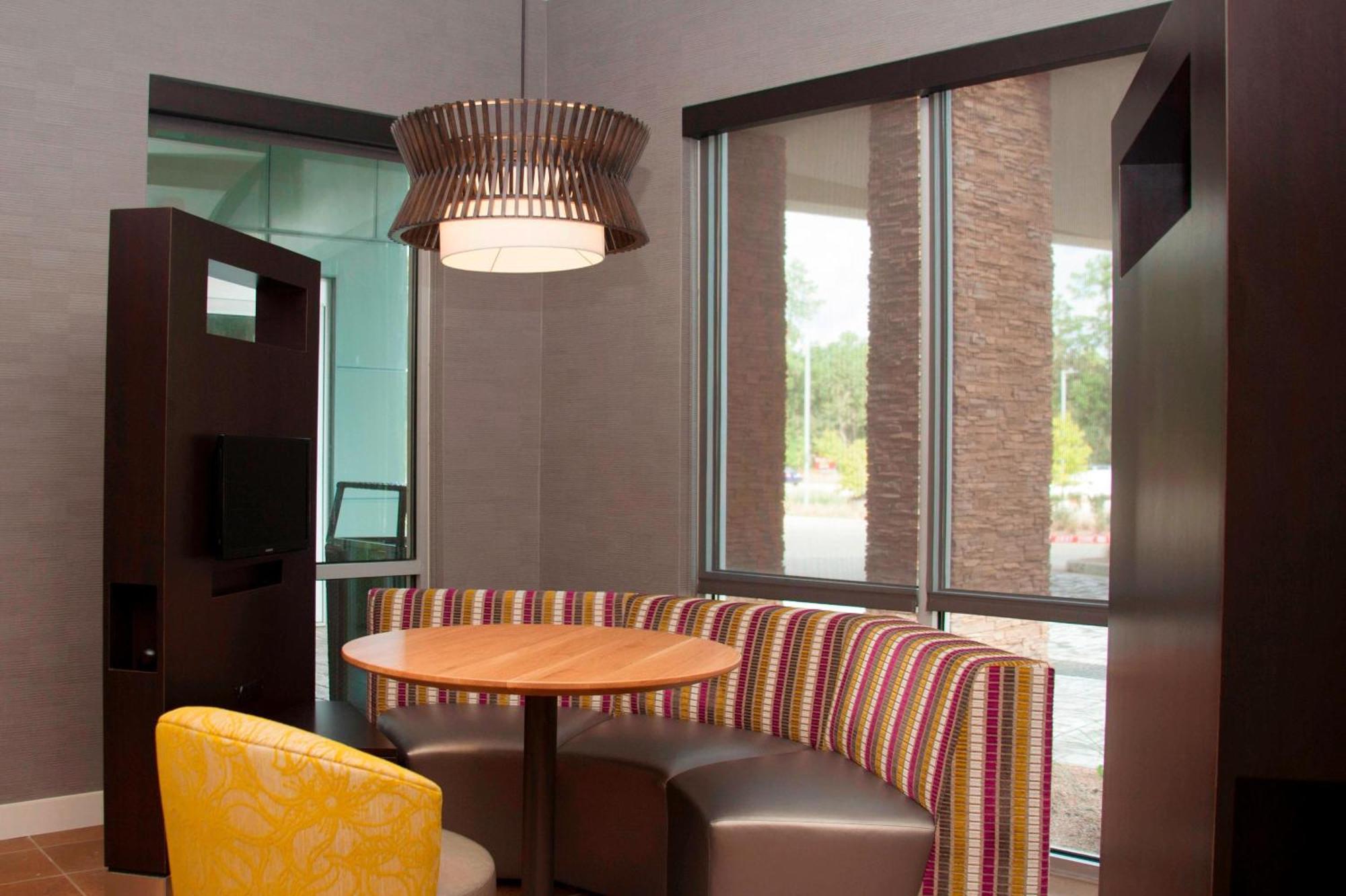 Courtyard By Marriott Houston City Place Spring Buitenkant foto