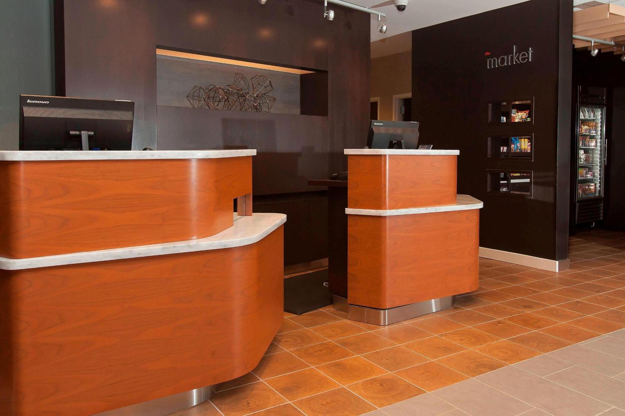 Courtyard By Marriott Houston City Place Spring Buitenkant foto