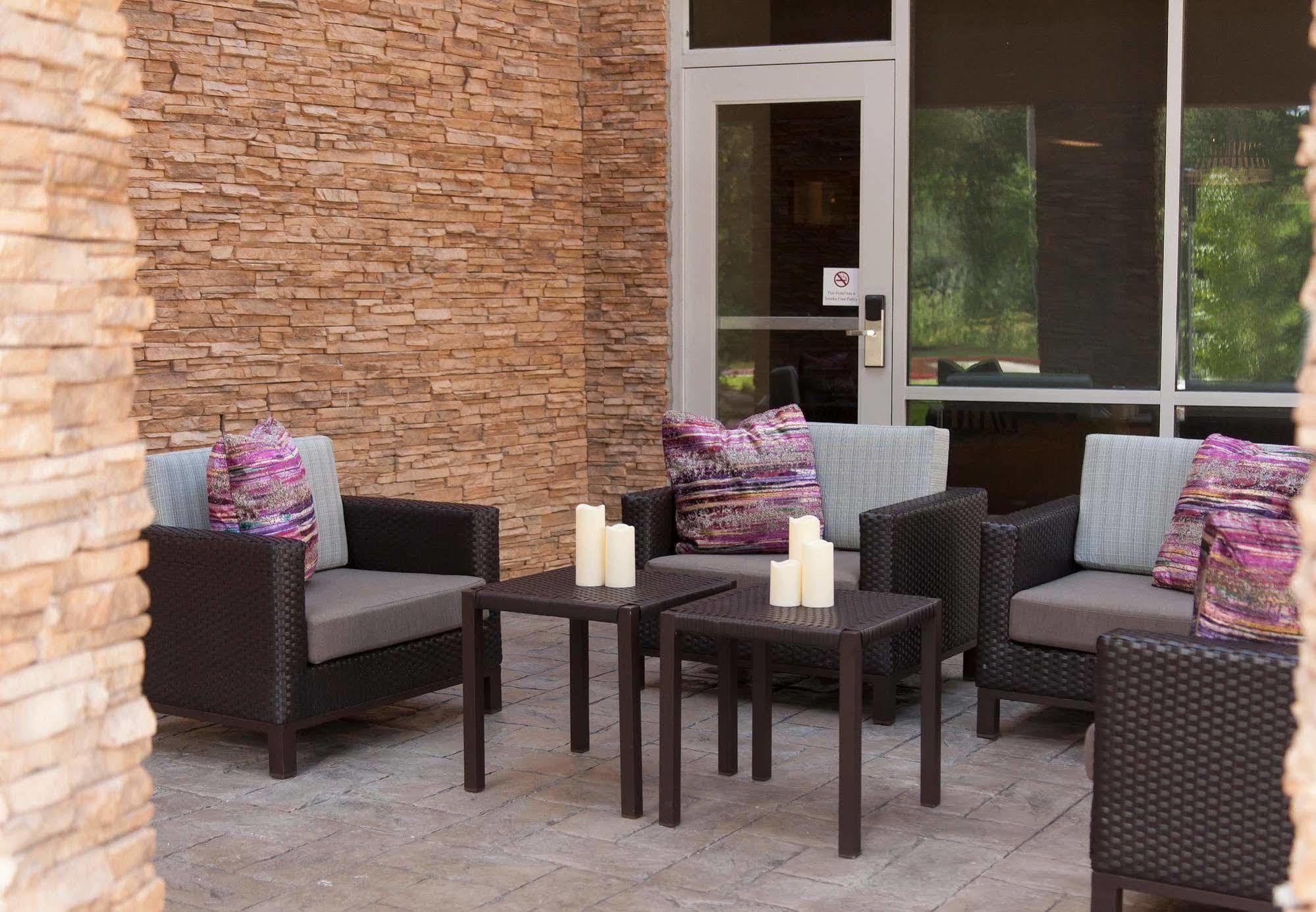 Courtyard By Marriott Houston City Place Spring Buitenkant foto