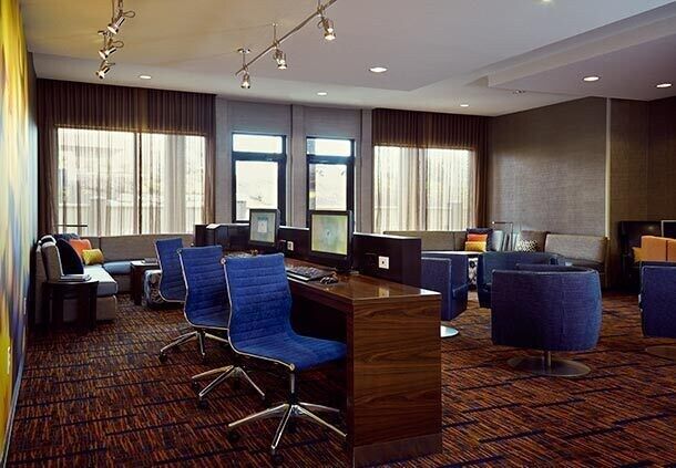Courtyard By Marriott Houston City Place Spring Buitenkant foto